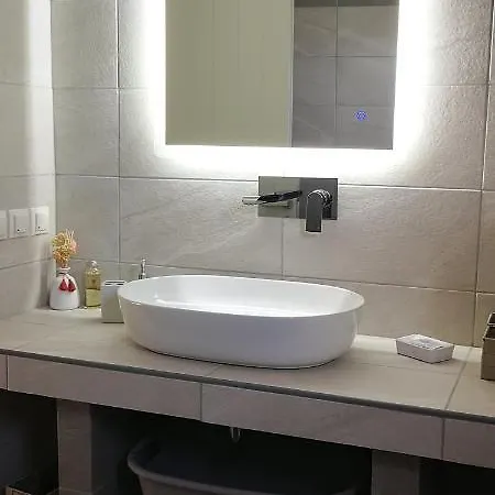 Дом отдыха Lemonia 4 *